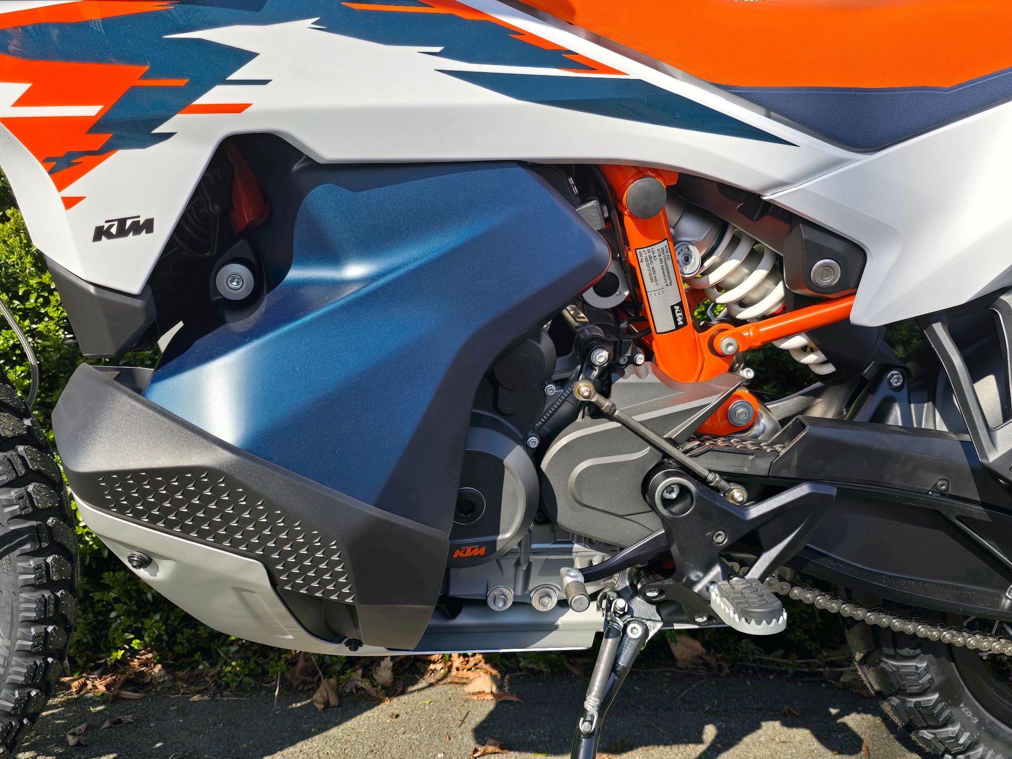 SOLD 2025 KTM 890 R Euro 5